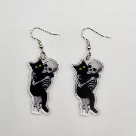 Acrylic Skeleton Holding Black Cat Dangle Earrings Gothic Halloween - Picture 2 of 6